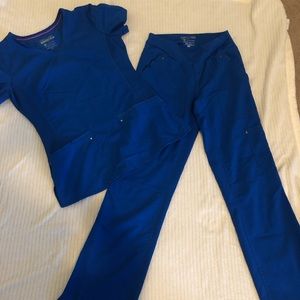 Healing hands yoga scrub set